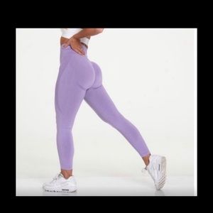 NVGTN Lilac Contour Leggings